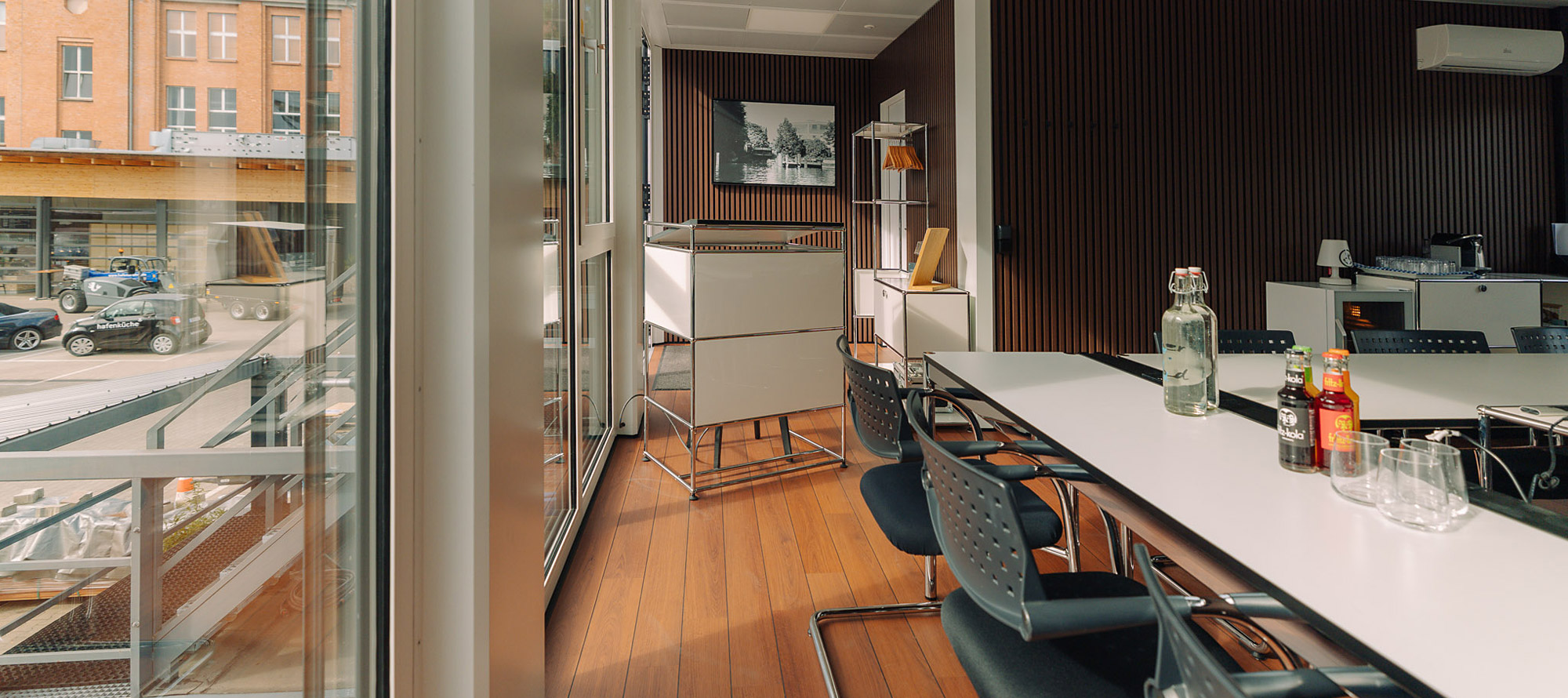 Meeting Cube - Meeting am Wasser - Citymarina Berlin